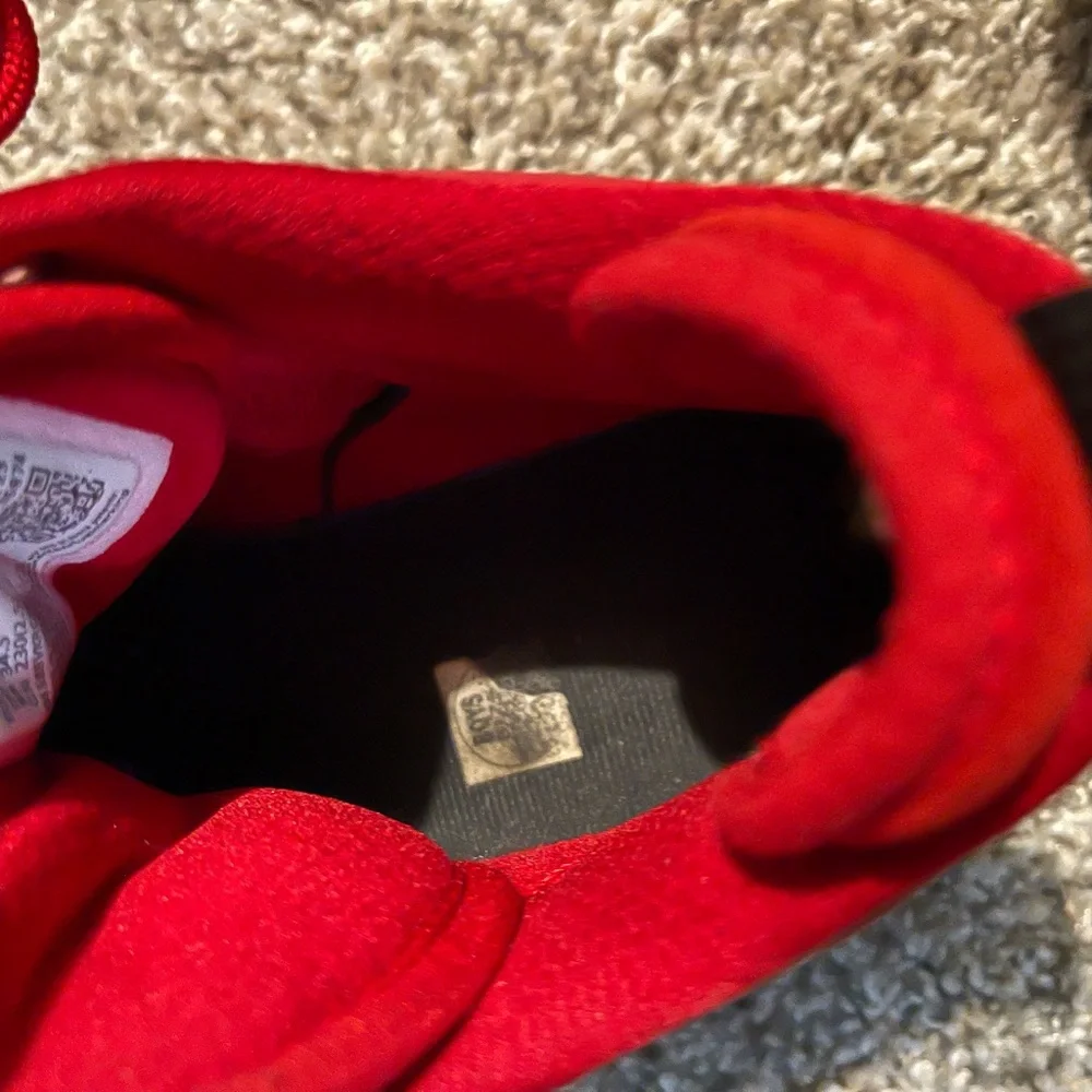 Nike Kids Red High-Top Sneakers Jordan - Picture 16 of 16